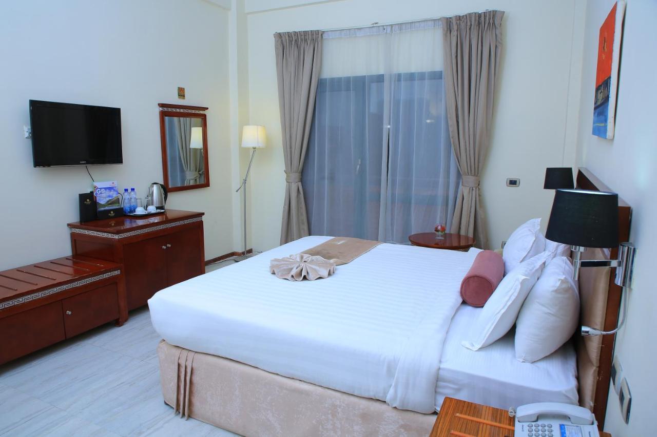 Kenenisa Hotel Addis Abeba Eksteriør bilde